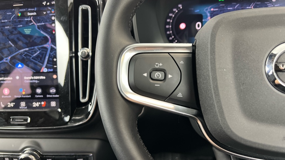 Used Volvo XC40 2025 for sale - 76630275: Photo 19