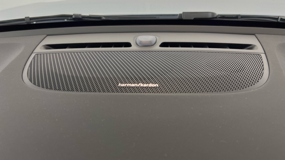 Used Volvo XC40 2025 for sale - 76630275: Photo 24