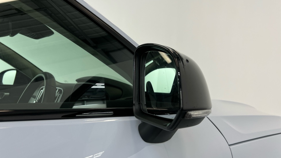 Used Volvo XC40 2025 for sale - 76630275: Photo 30