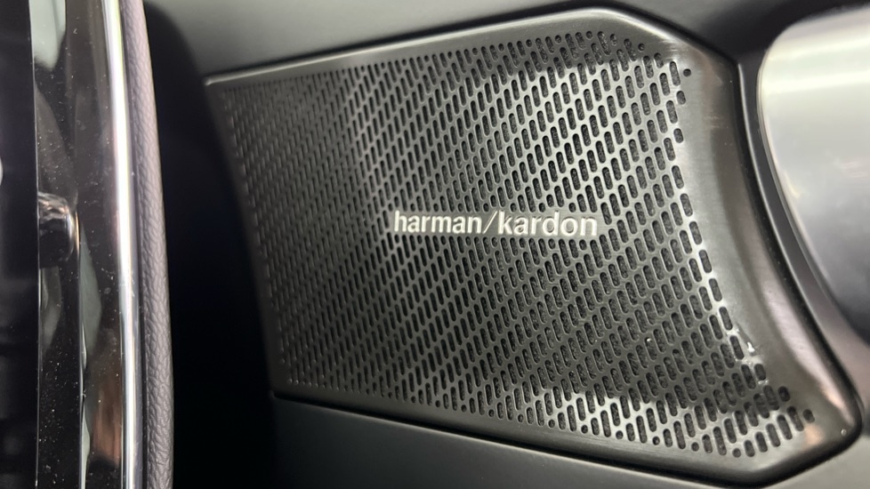 Used Volvo XC40 2025 for sale - 76630275: Photo 37