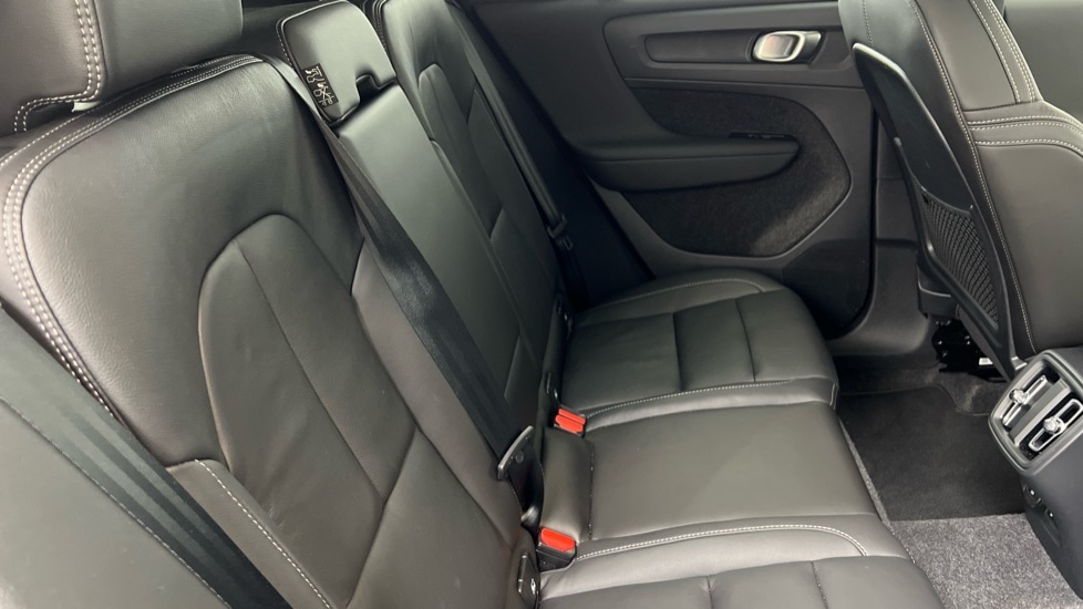 Used Volvo XC40 2025 for sale - 76630275: Photo 6