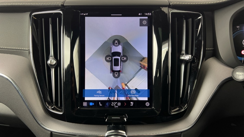 Used Volvo XC60 2022 for sale - 76442150: Photo 19