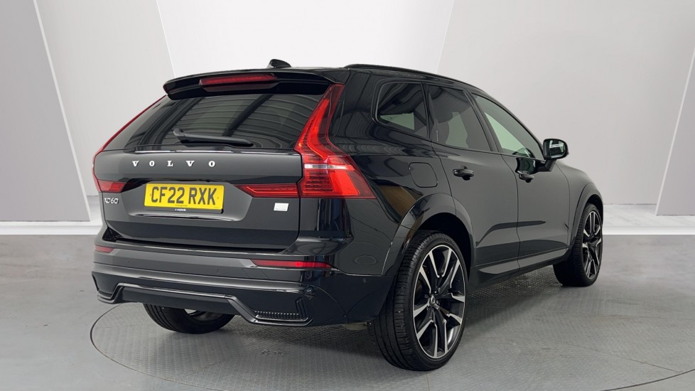 Used Volvo XC60 2022 for sale - 76442150: Photo 2