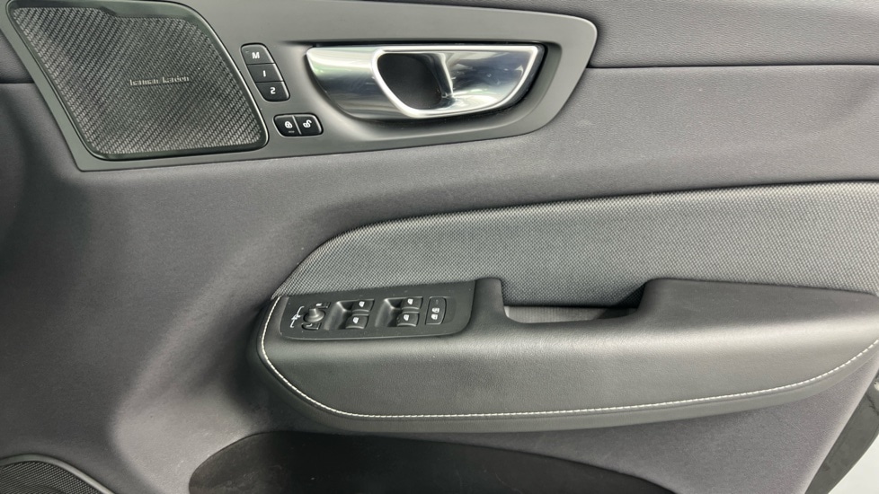 Used Volvo XC60 2022 for sale - 76442150: Photo 29