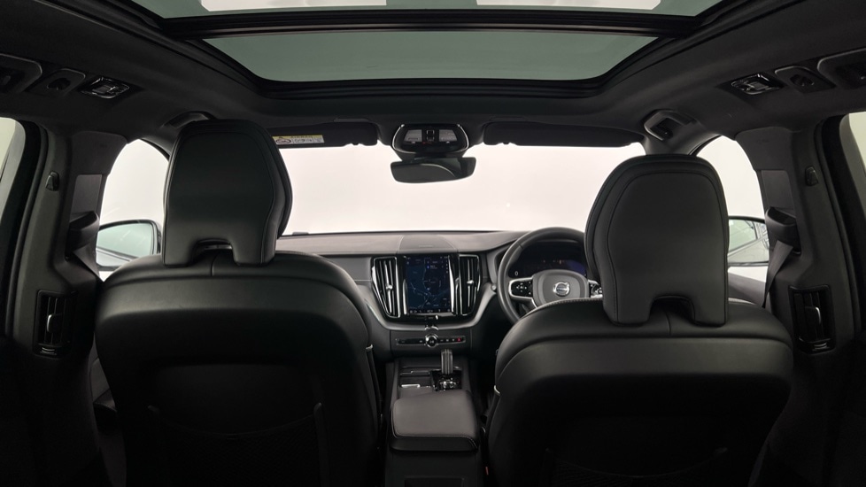 Used Volvo XC60 2022 for sale - 76442150: Photo 42