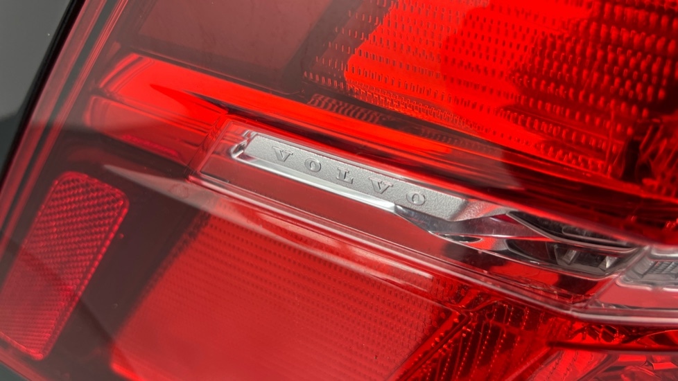 Used Volvo XC60 2022 for sale - 76442150: Photo 43