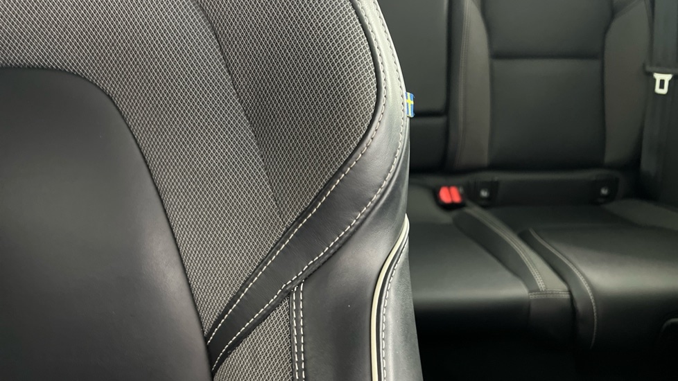 Used Volvo XC60 2022 for sale - 76442150: Photo 53