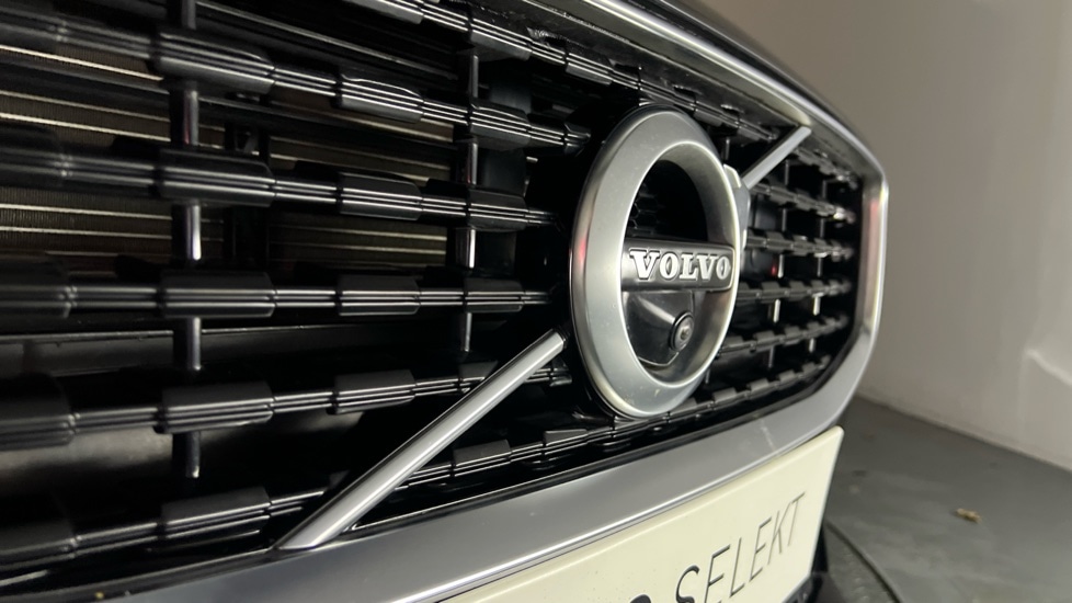 Used Volvo V60 2020 for sale - 76937513: Photo 40