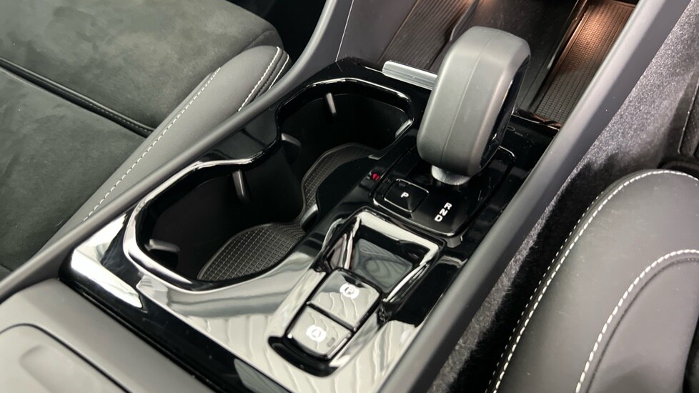 Used Volvo XC40 2024 for sale - 76161476: Photo 23