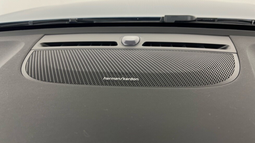 Used Volvo XC40 2024 for sale - 76161476: Photo 24