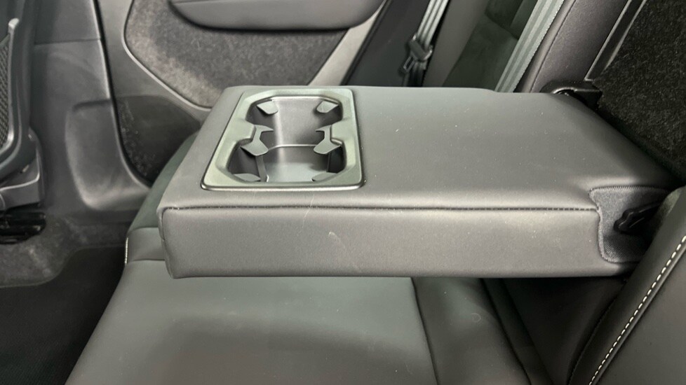 Used Volvo XC40 2024 for sale - 76161476: Photo 32