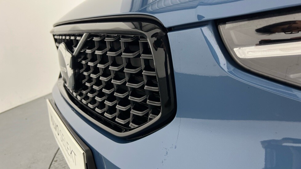 Used Volvo XC40 2024 for sale - 76161476: Photo 43