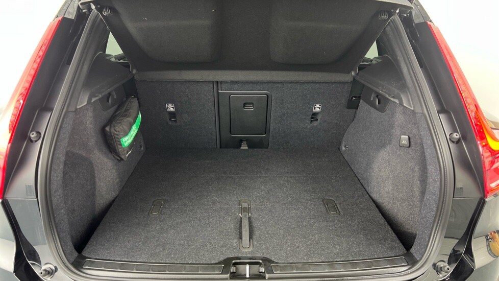 Used Volvo XC40 2025 for sale - 78212024: Photo 13