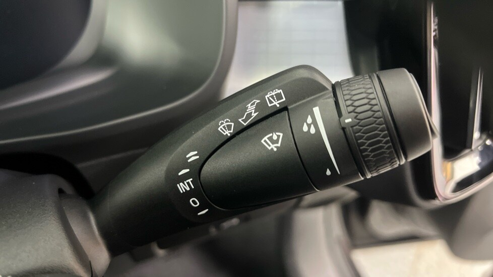 Used Volvo XC40 2025 for sale - 78212024: Photo 21