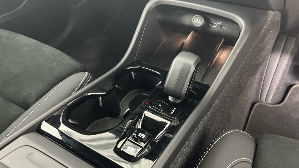 Used Volvo XC40 2025 for sale - 78212024: Photo 23