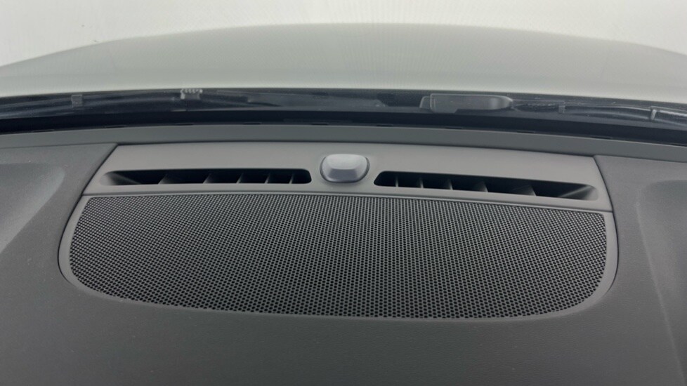 Used Volvo XC40 2025 for sale - 78212024: Photo 24