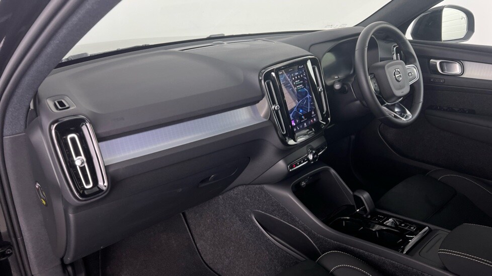 Used Volvo XC40 2025 for sale - 78212024: Photo 46