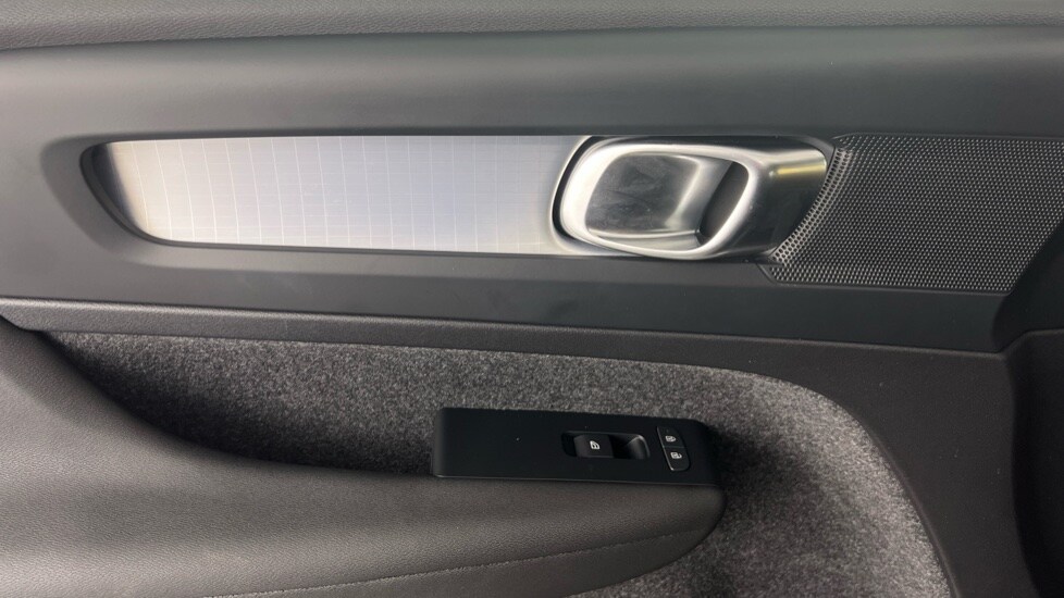 Used Volvo XC40 2025 for sale - 78212024: Photo 48