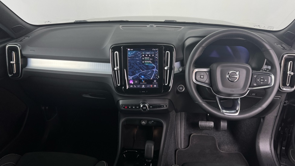 Used Volvo XC40 2025 for sale - 78212024: Photo 5