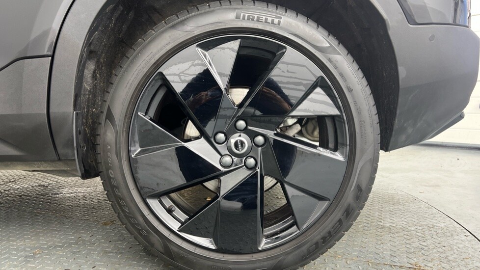 Used Volvo XC40 2025 for sale - 78212024: Photo 9