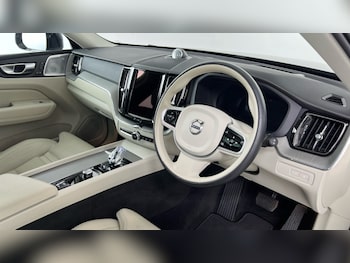 Used Volvo XC60 2025 for sale - 78158648: Photo