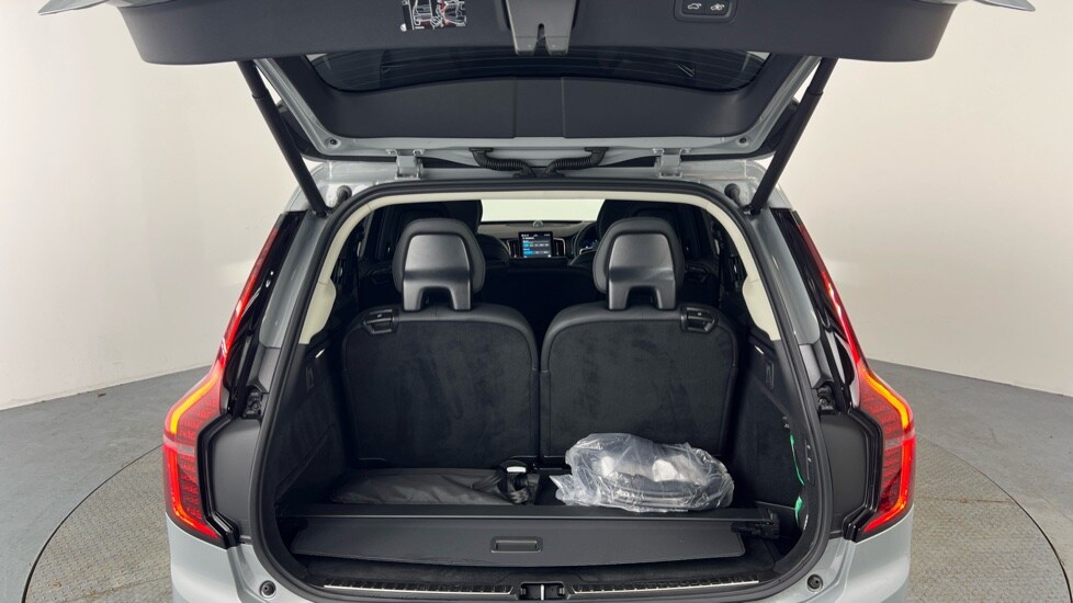 Used Volvo XC90 2025 for sale - 77600295: Photo 13