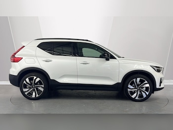 Used Volvo XC40 2026 for sale - 79140429: Photo