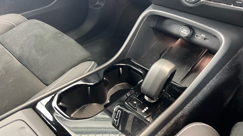 Used Volvo EX40 2025 for sale - 78117744: Photo 24