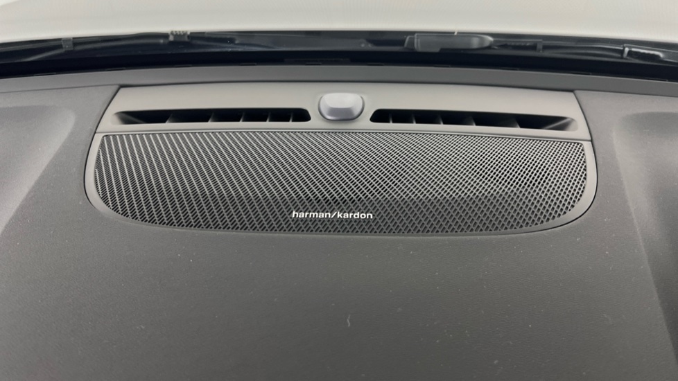 Used Volvo XC40 2025 for sale - 77877499: Photo 25