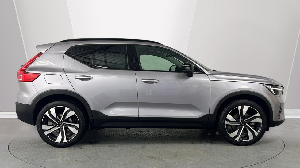 Used Volvo XC40 2025 for sale - 77877499: Photo 3