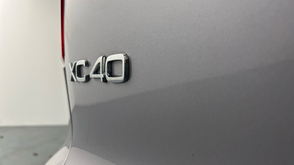 Used Volvo XC40 2025 for sale - 77877499: Photo 37