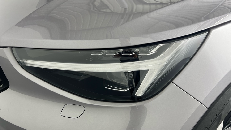 Used Volvo XC40 2025 for sale - 77877499: Photo 41