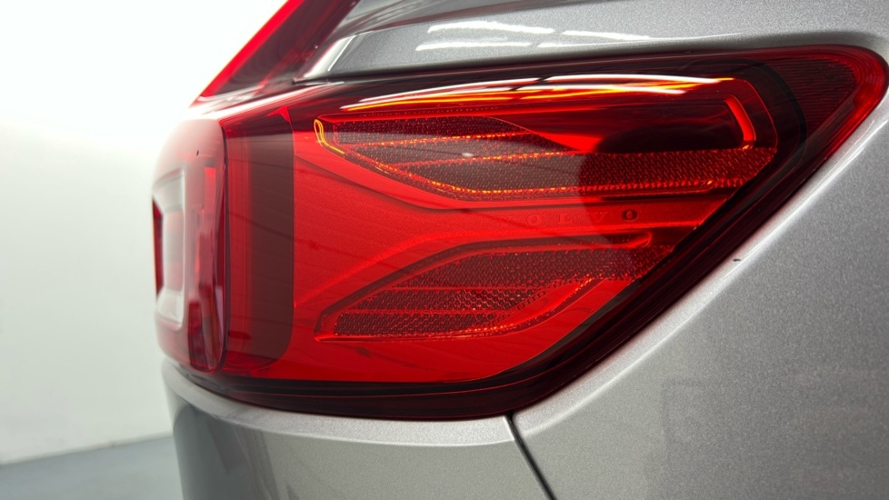 Used Volvo XC40 2025 for sale - 77877499: Photo 43