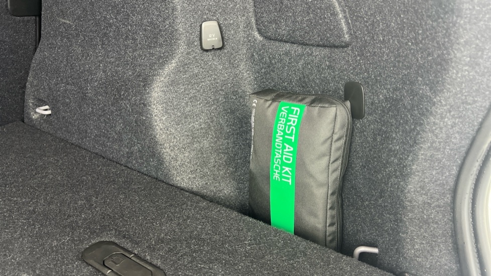 Used Volvo XC40 2025 for sale - 77877499: Photo 47