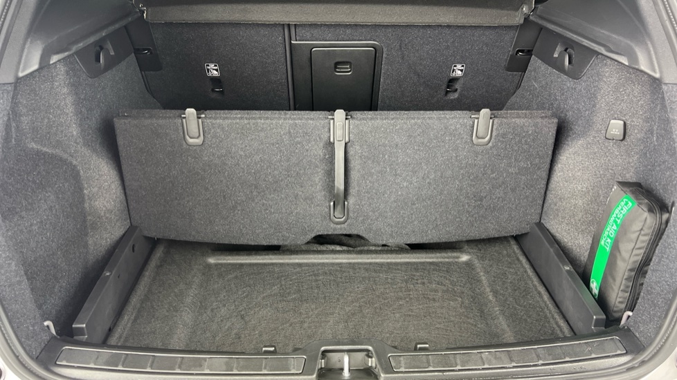 Used Volvo XC40 2025 for sale - 77877499: Photo 50