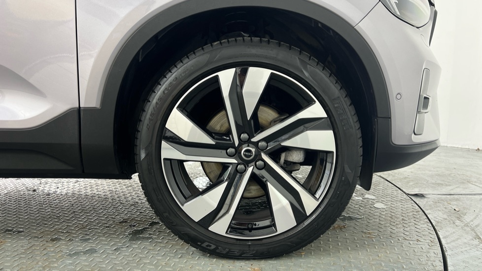 Used Volvo XC40 2025 for sale - 77877499: Photo 9