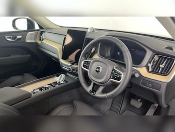Used Volvo XC60 2026 for sale - 78760655: Photo