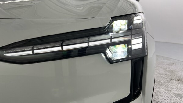 Used Volvo EX30 2025 for sale - 75482196: Photo 42