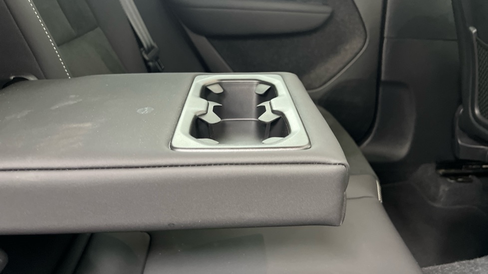 Used Volvo XC40 2023 for sale - 77988469: Photo 34