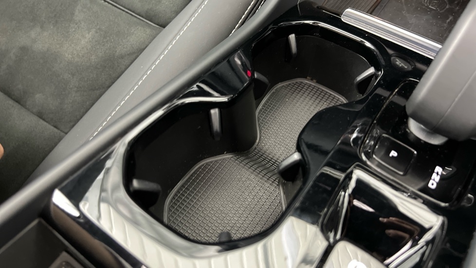 Used Volvo XC40 2023 for sale - 77988469: Photo 53