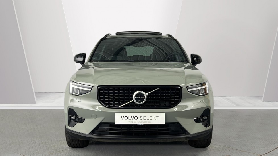 Used Volvo XC40 2023 for sale - 77988469: Photo 8