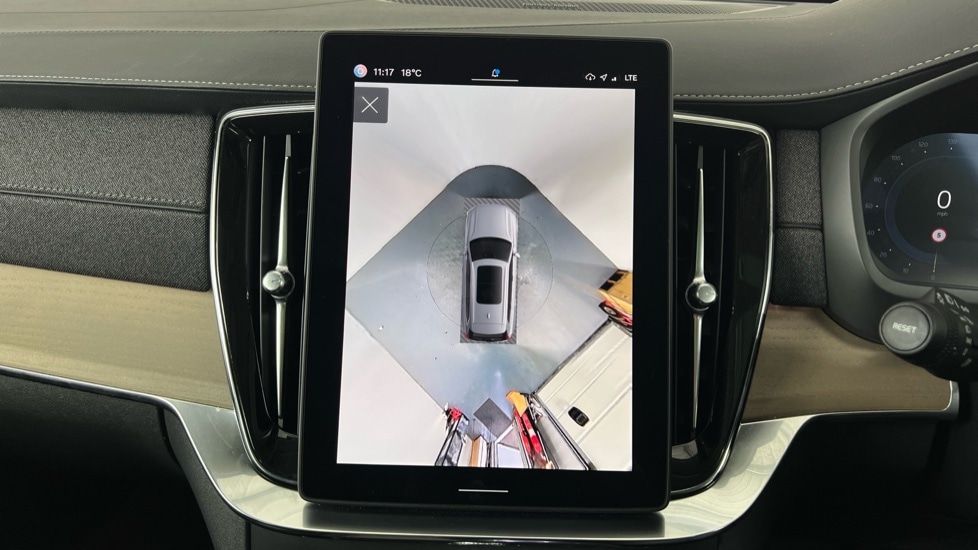 Used Volvo XC90 2025 for sale - 76937496: Photo 17