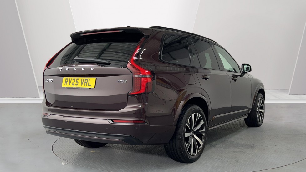 Used Volvo XC90 2025 for sale - 76937496: Photo 2