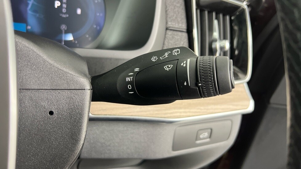 Used Volvo XC90 2025 for sale - 76937496: Photo 21