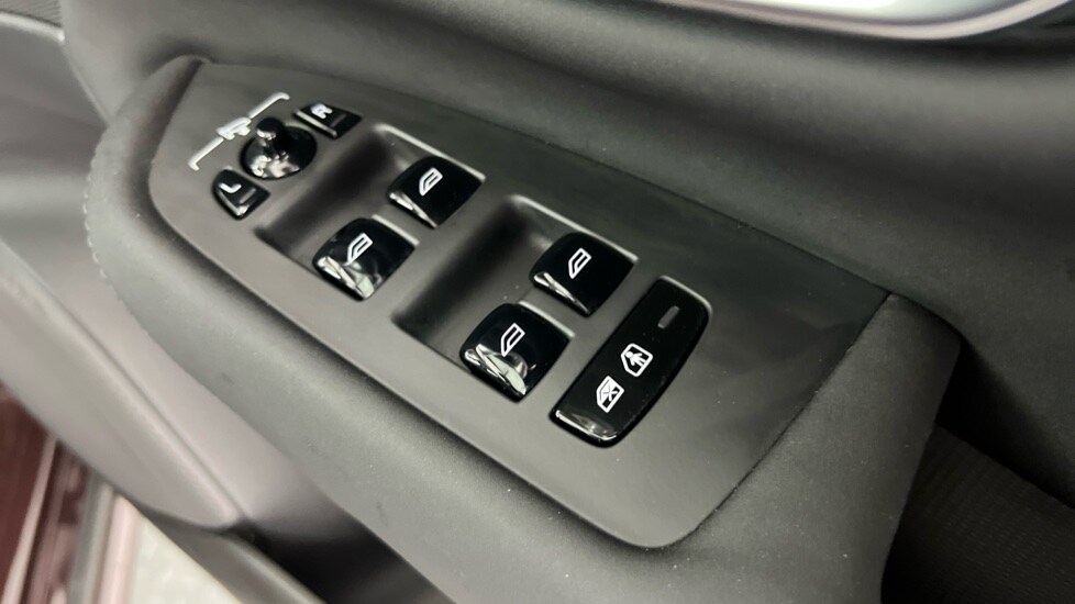 Used Volvo XC90 2025 for sale - 76937496: Photo 22