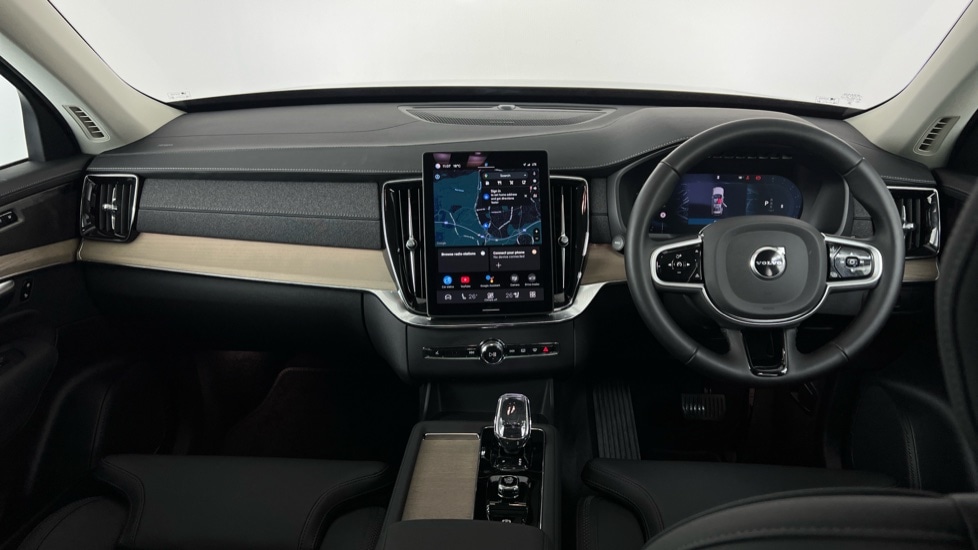 Used Volvo XC90 2025 for sale - 76937496: Photo 5