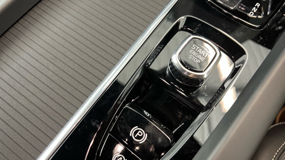 Used Volvo XC60 2025 for sale - 77261518: Photo 26