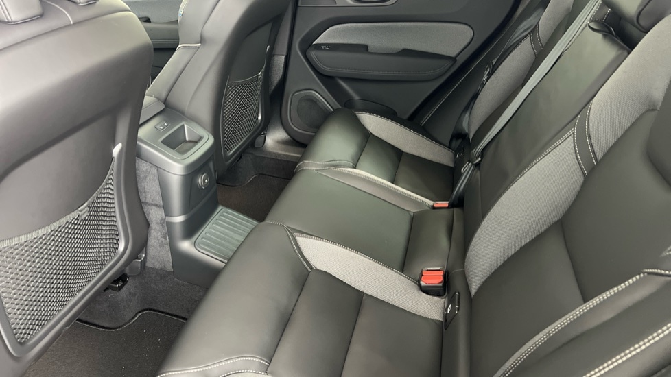 Used Volvo XC60 2025 for sale - 77261518: Photo 31