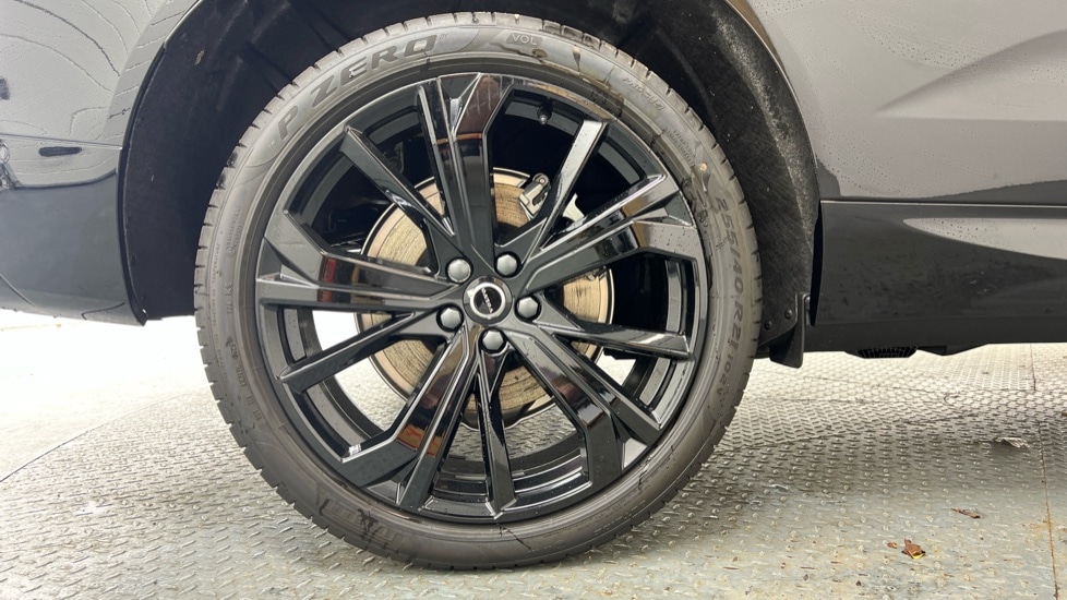 Used Volvo XC60 2025 for sale - 77261518: Photo 9