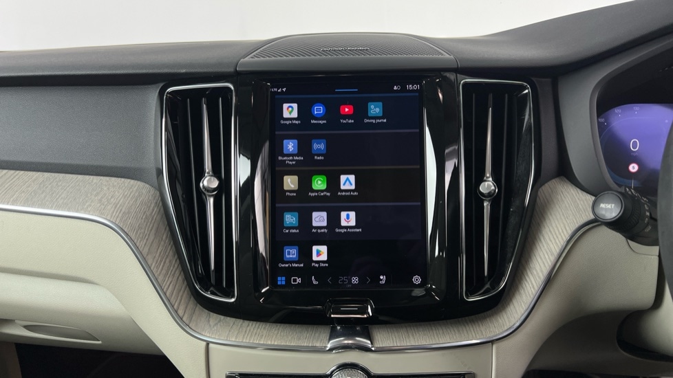 Used Volvo XC60 2023 for sale - 77178108: Photo 15